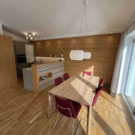 Penthouse Bergblick Salzkammergut Apartment *